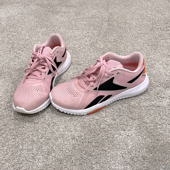 Reebok Shoes - Reebok Flexagon